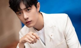 蔡徐坤单身圈内爆料,圈内爆料背后的真实故事