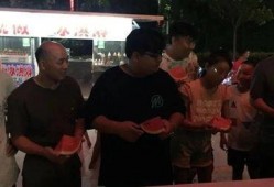 网红大咖和吃瓜群众,揭秘网络舆论场的风云变幻