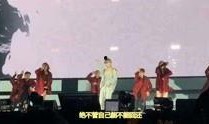 鹿晗线上演唱会爆料视频,鹿晗线上演唱会精彩瞬间大揭秘！
