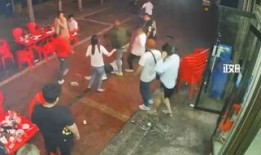 唐山打人案爆料视频,监控视频揭露暴力冲突瞬间